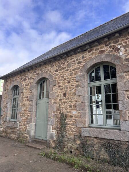 Fenêtres bois installées par la Sab