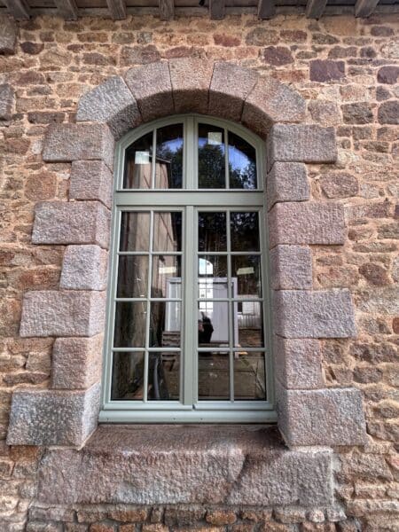 Fenêtre bois installée par la Sab